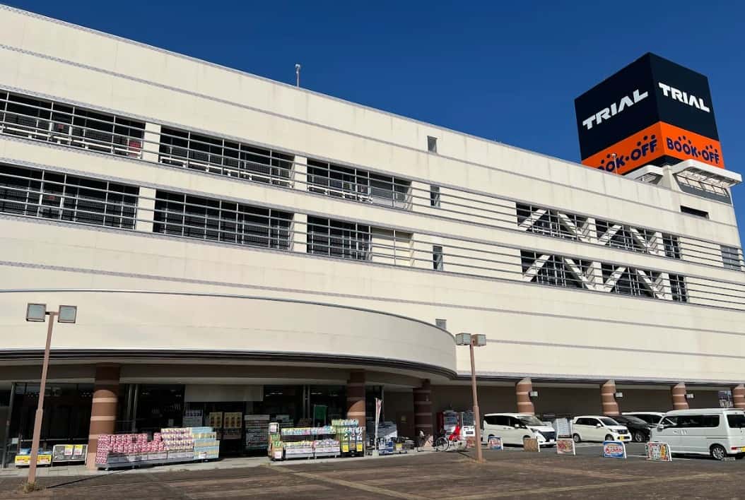 メガセンタートライアル伊勢崎中央店
