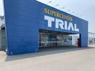 スーパーセンタートライアル境港店