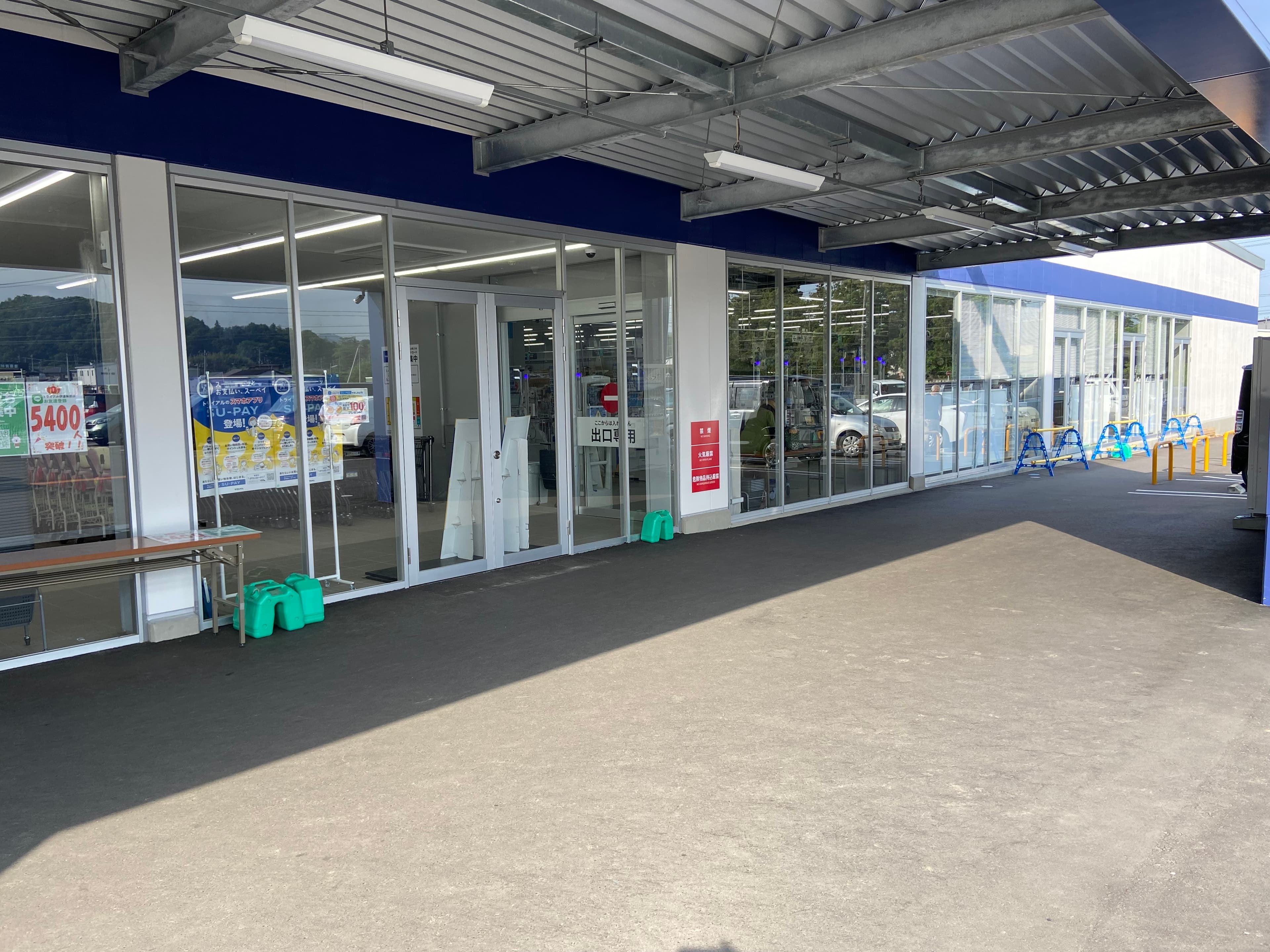 キッチンカー(調理営業)出店限定/屋外スペース1