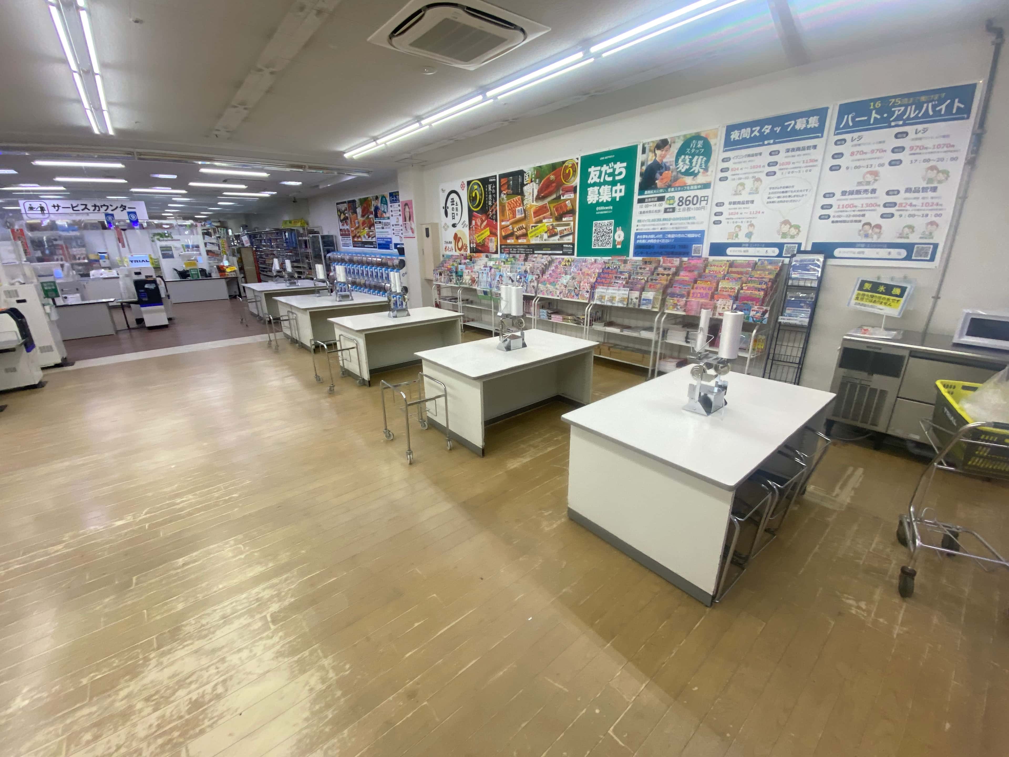 食品販売が可能な、多くのお客様が訪れる施設のレジ付近スペース