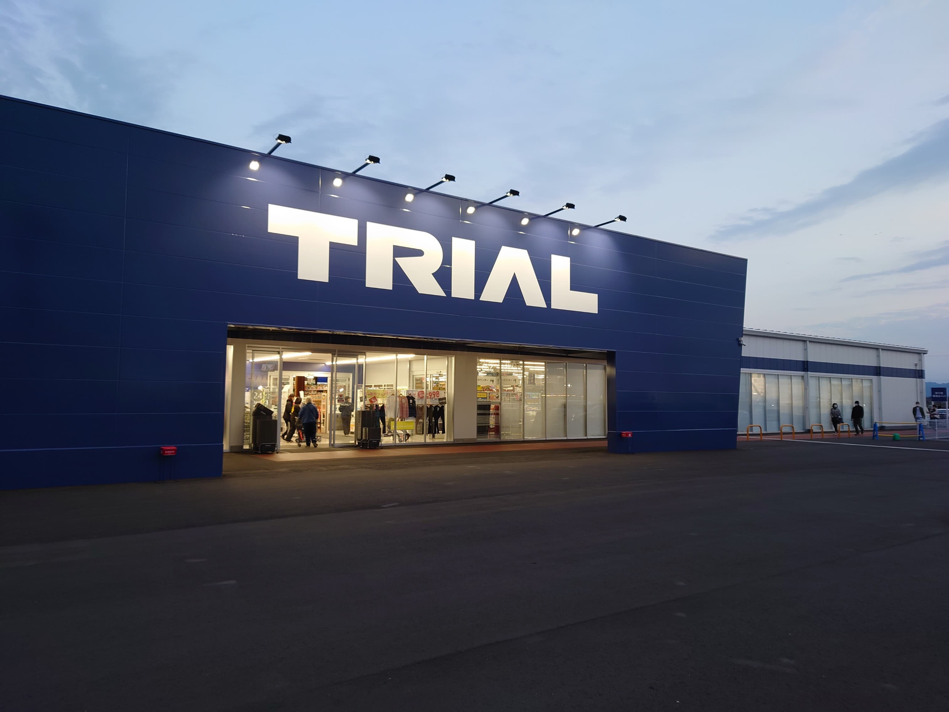 キッチンカー(調理営業)出店限定/屋外スペース1