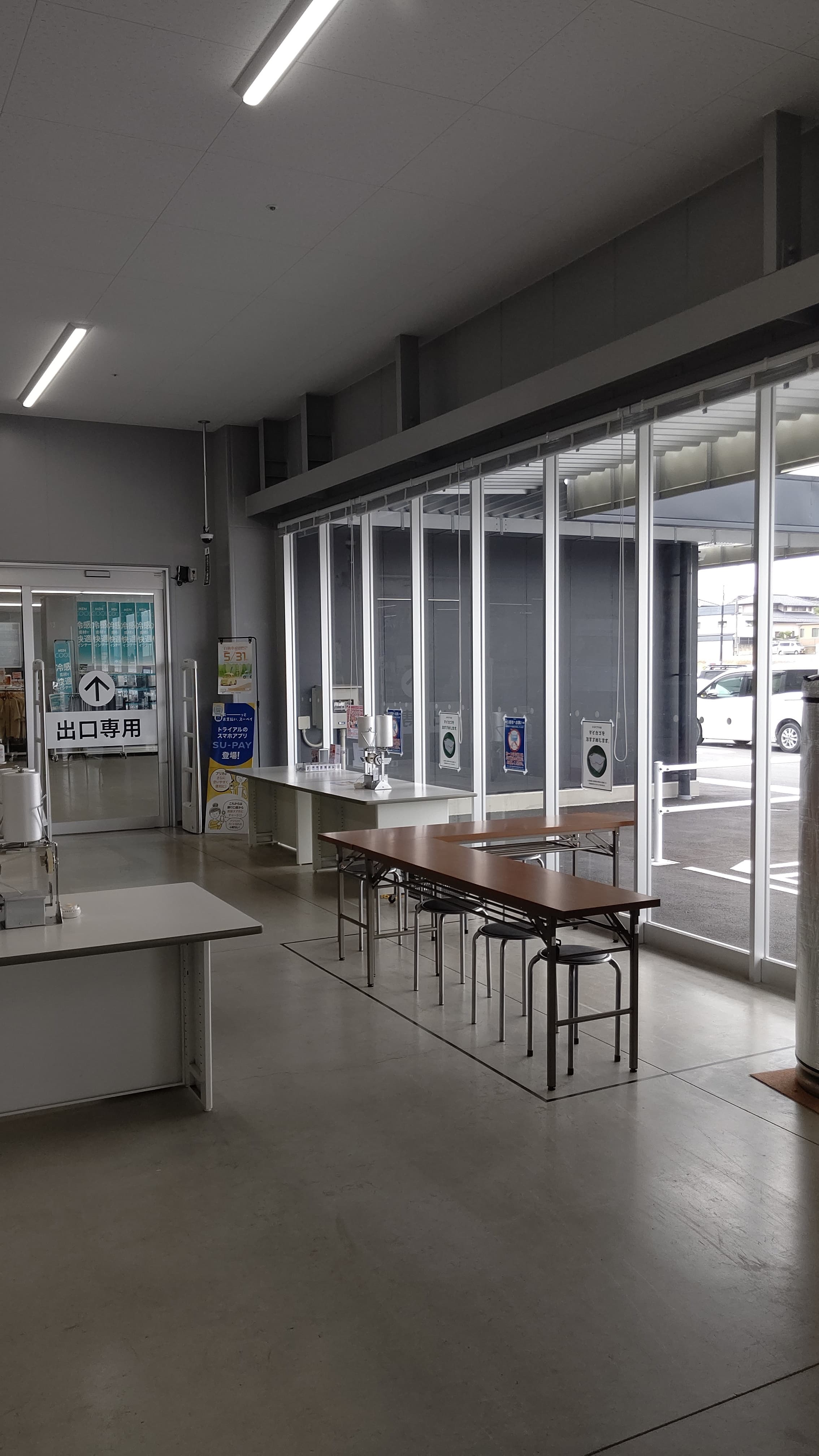 食物販やPR活動に最適な店内 「Ⓒ 1Fレジアウトスペース」※NG業種有