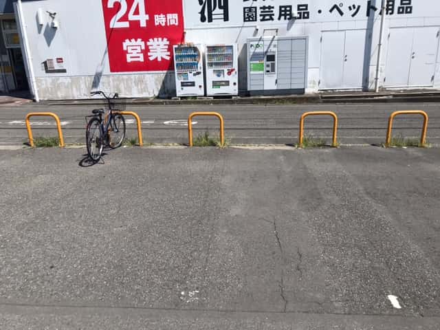 食物販(キッチンカー/テント)やPR活動の出店が可能な屋外イベントスペース