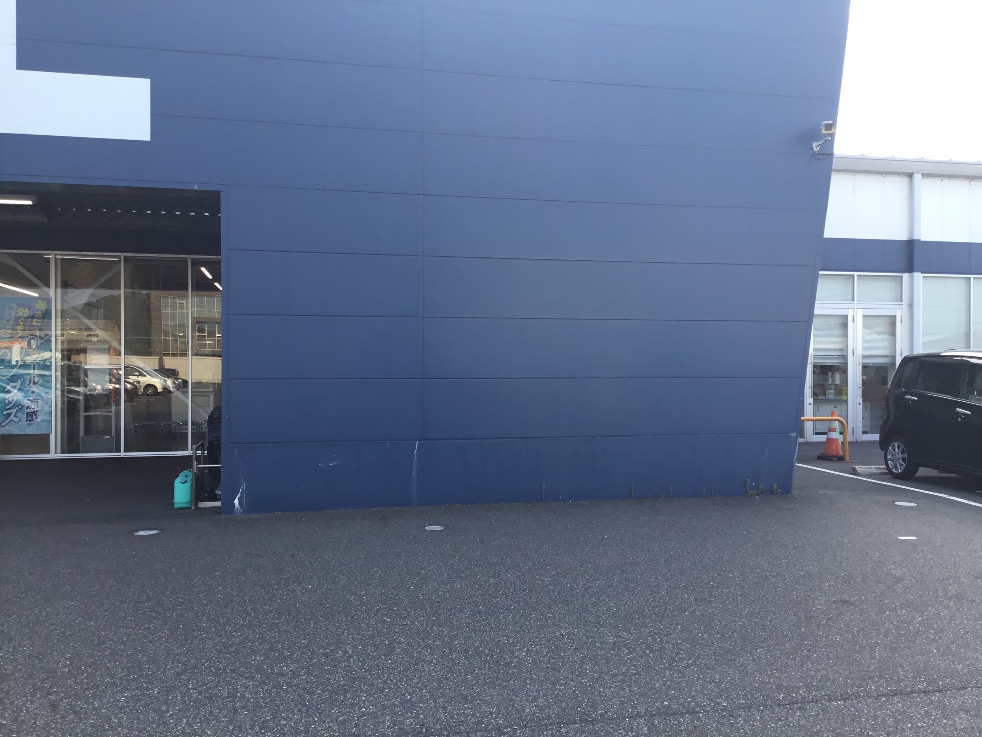 トライアルマルシェ(キッチンカー限定スペース) ※実施日2025年末まで期間限定賃料・テント出店不可1