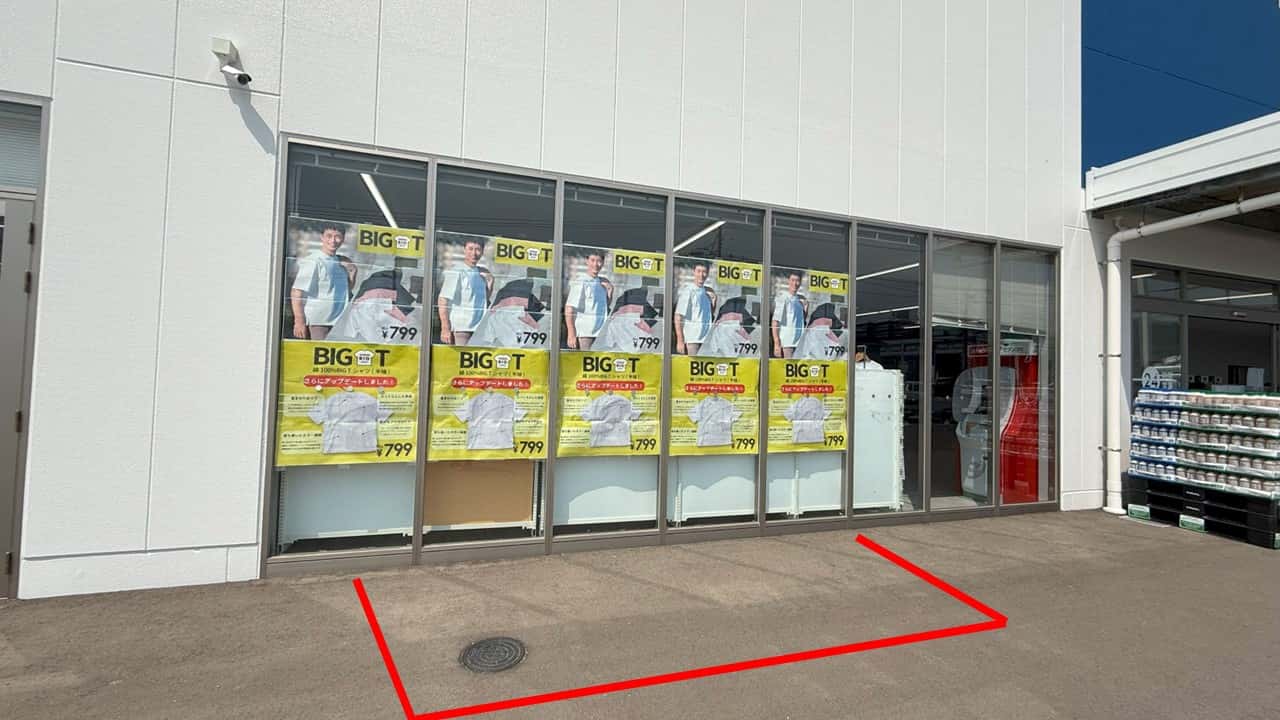出店スペース:1F 駐輪場前