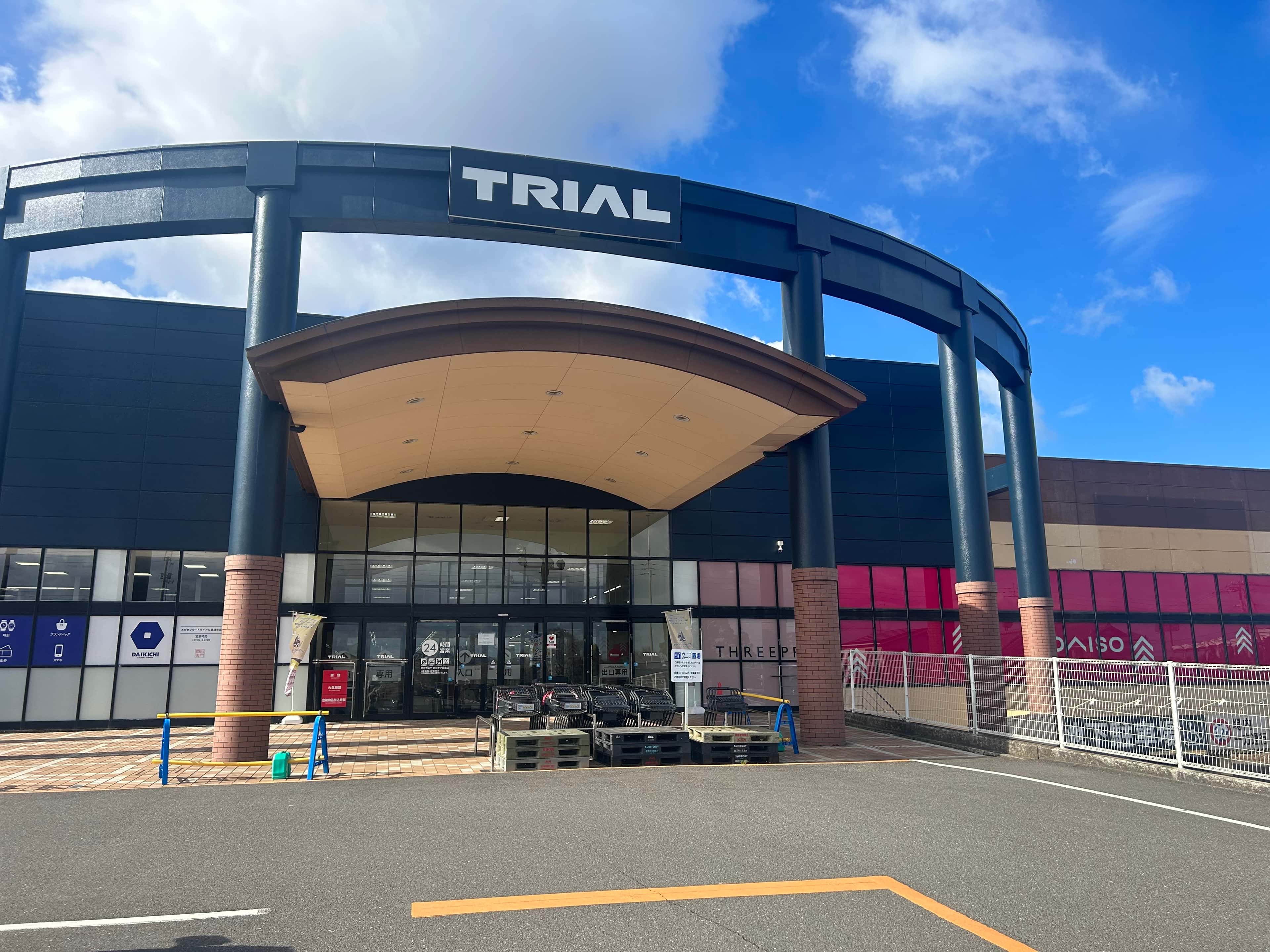 ③キッチンカースペース※電源準備中