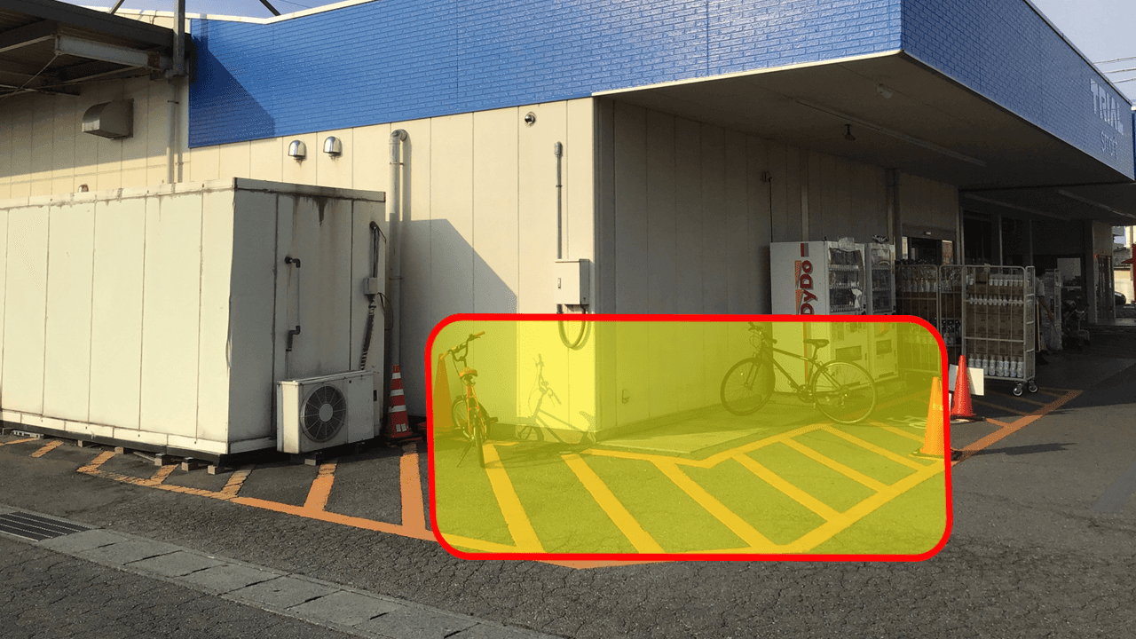 出店スペース:自動販売機横