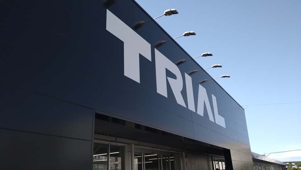 レジアウト/イートイン横 スペース