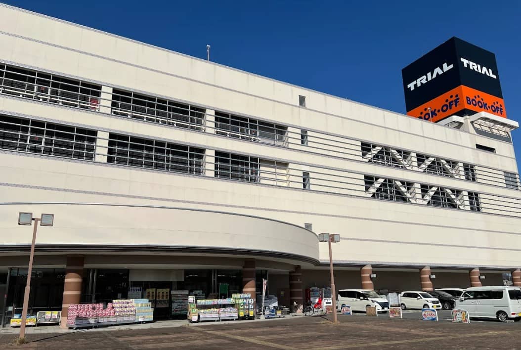 メガセンタートライアル伊勢崎中央店