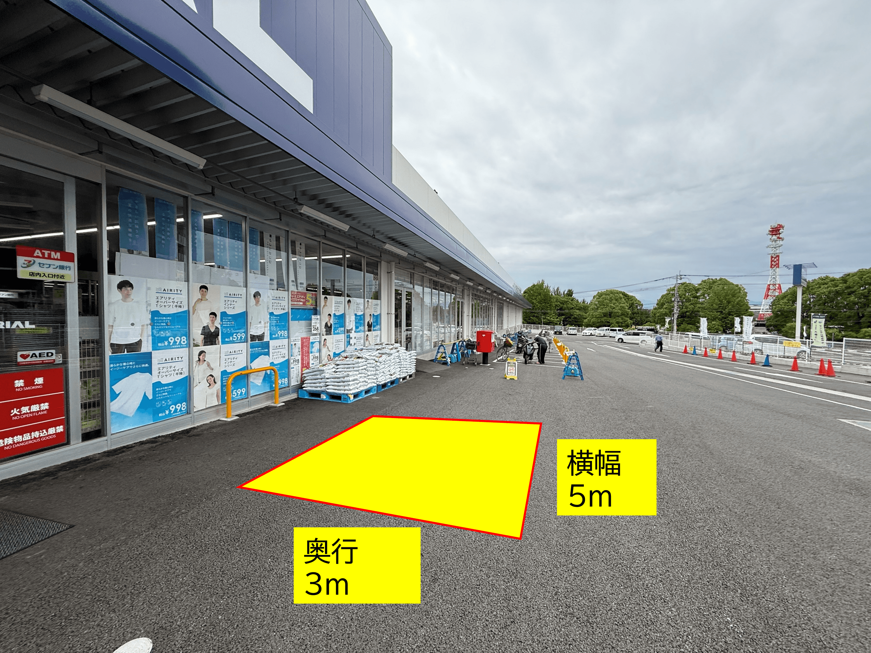 出店スペース:1F 店舗出入口横