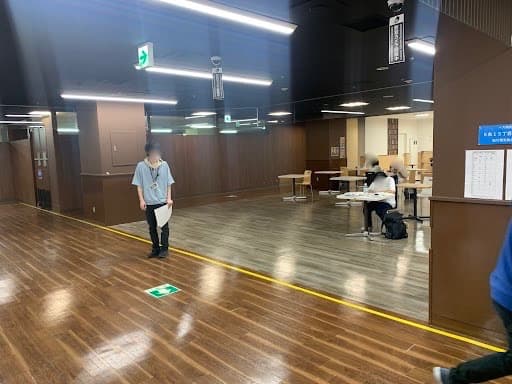 プロモーションやポップアップストアに活用可能な店内イートインスペース1