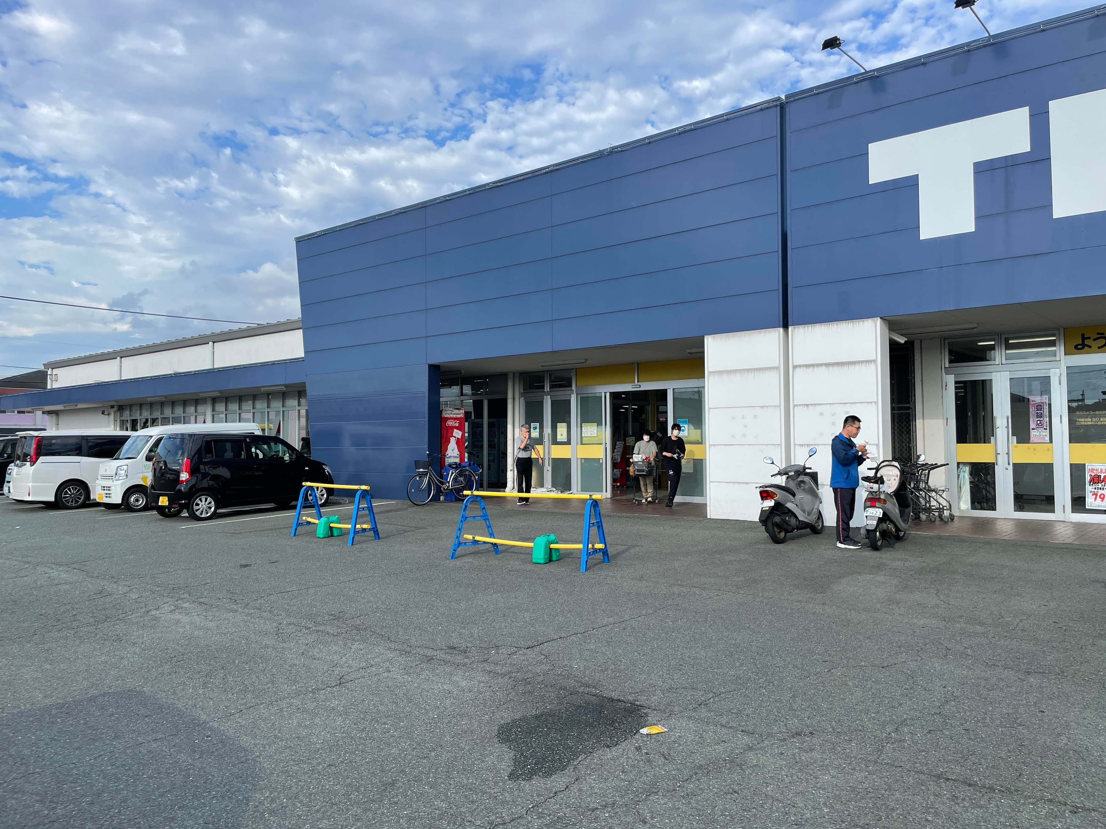 キッチンカー(調理営業)出店限定/屋外スペース1