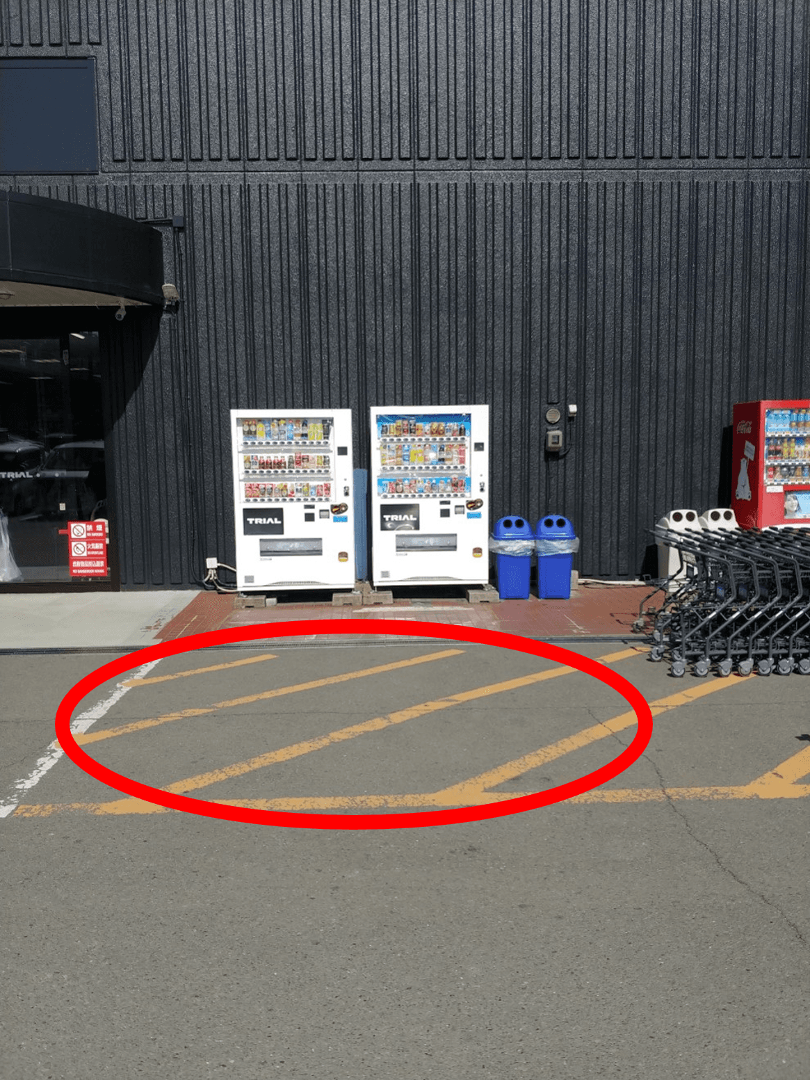 キッチンカーやプロモーションに利用可能な店頭入口スペース