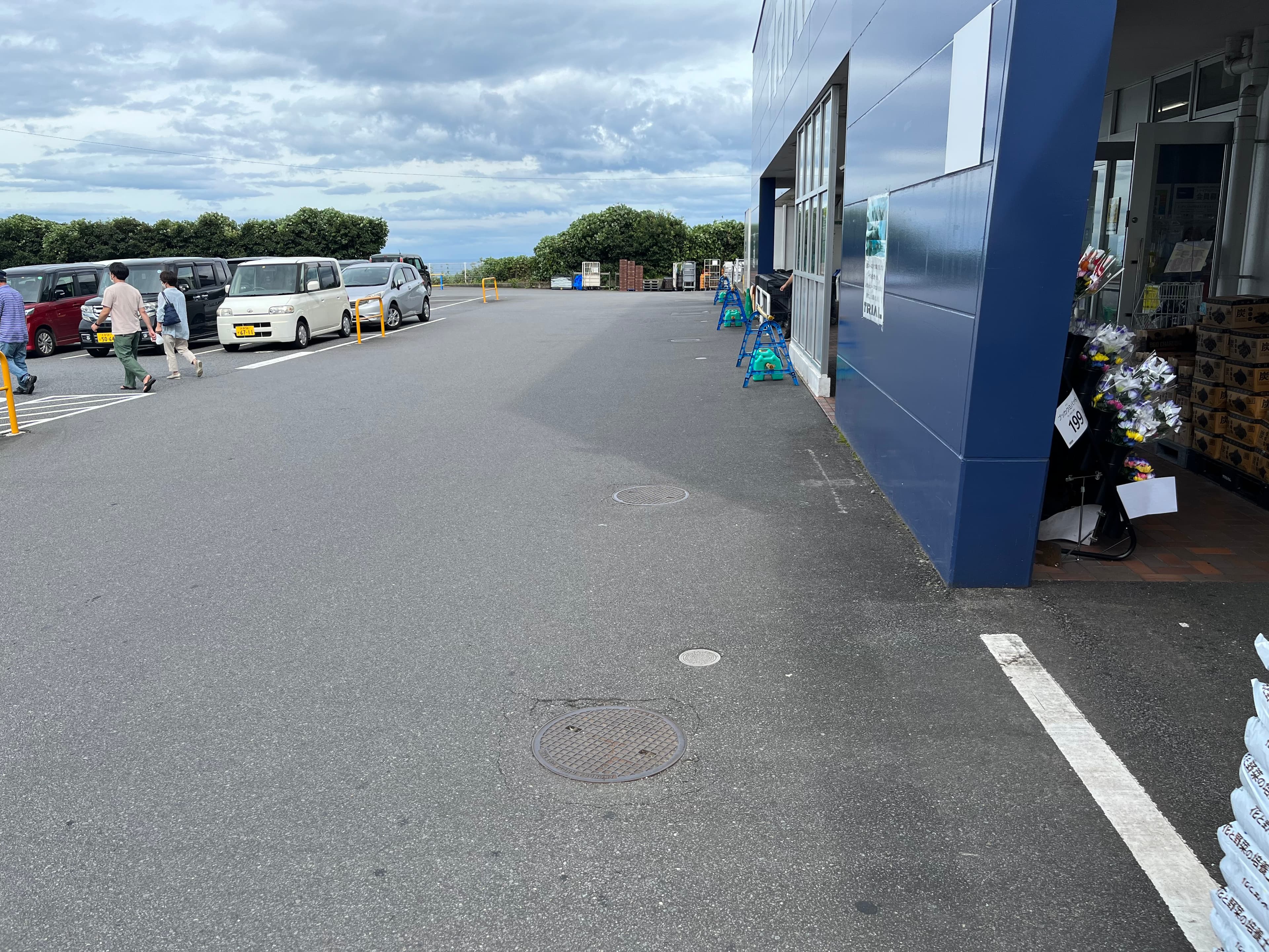 キッチンカー(調理営業)出店限定/屋外スペース1