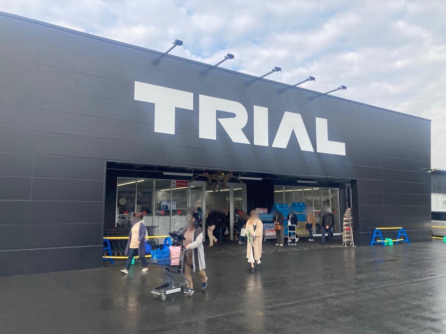 サマーキャンペーン!食物販に適したキッチンカー専用イベントスペース②