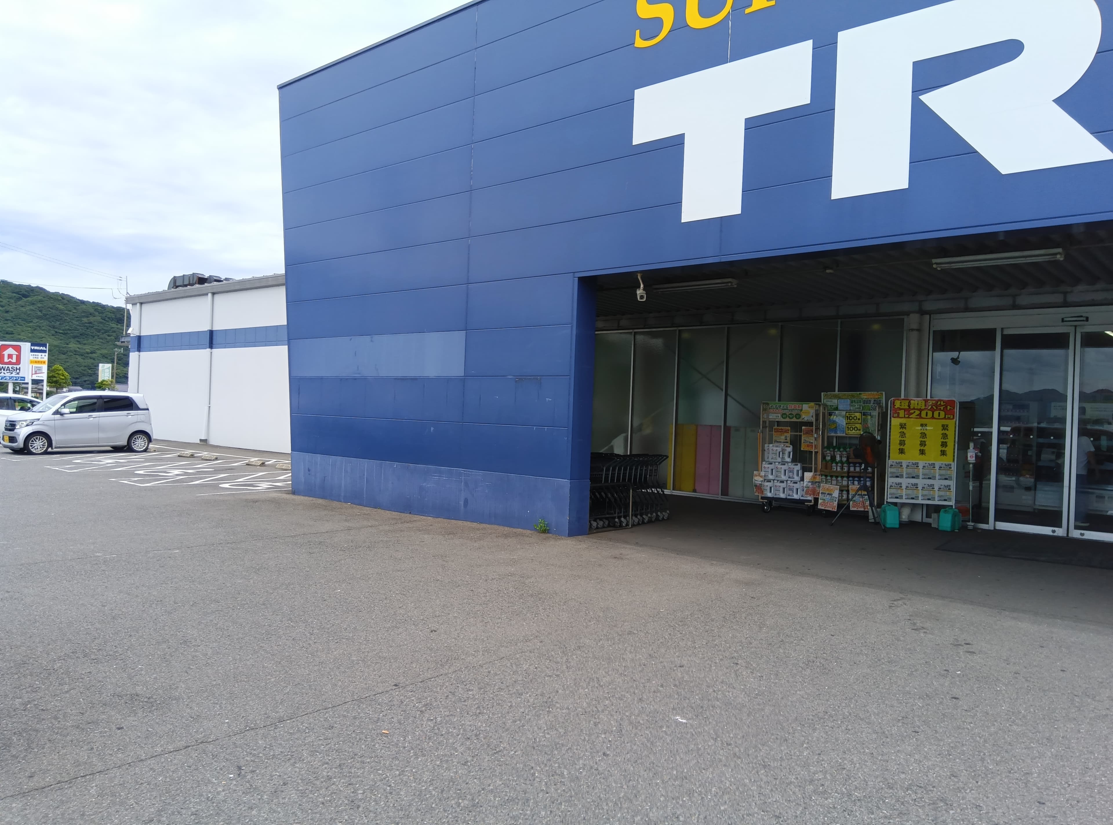 キッチンカー(調理営業)出店限定/屋外スペース1