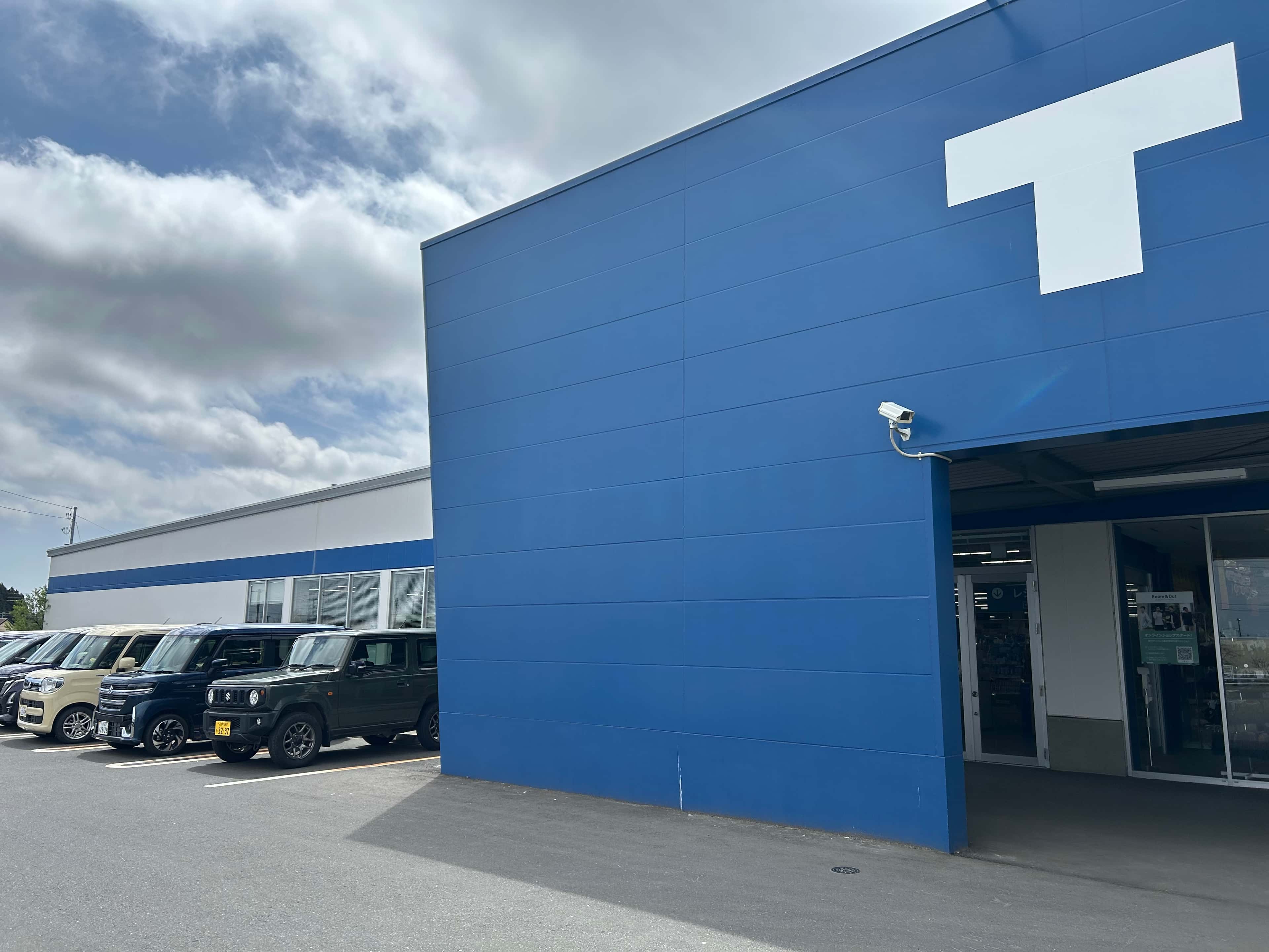 出店スペース:ポーチ左側「T」