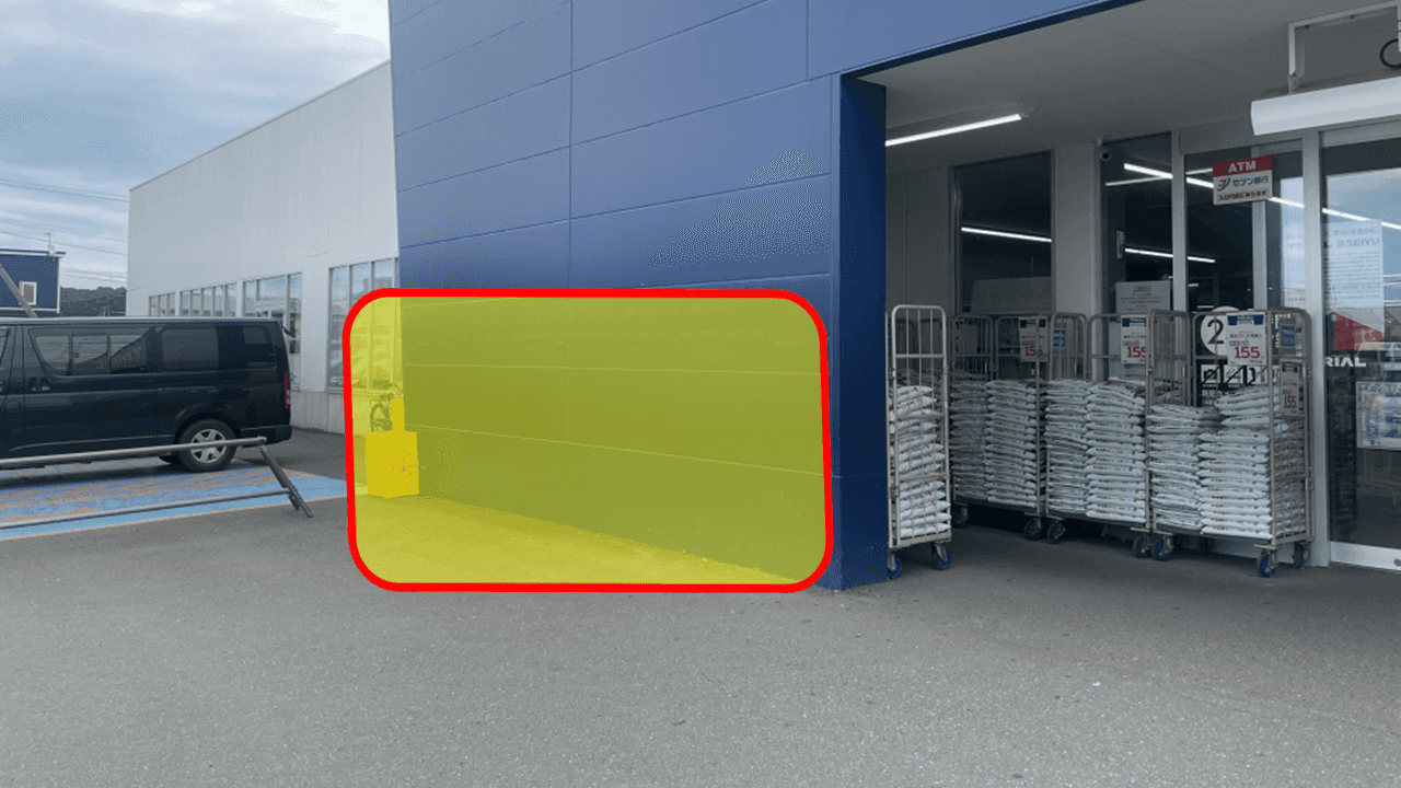 出店スペース:ポーチ前