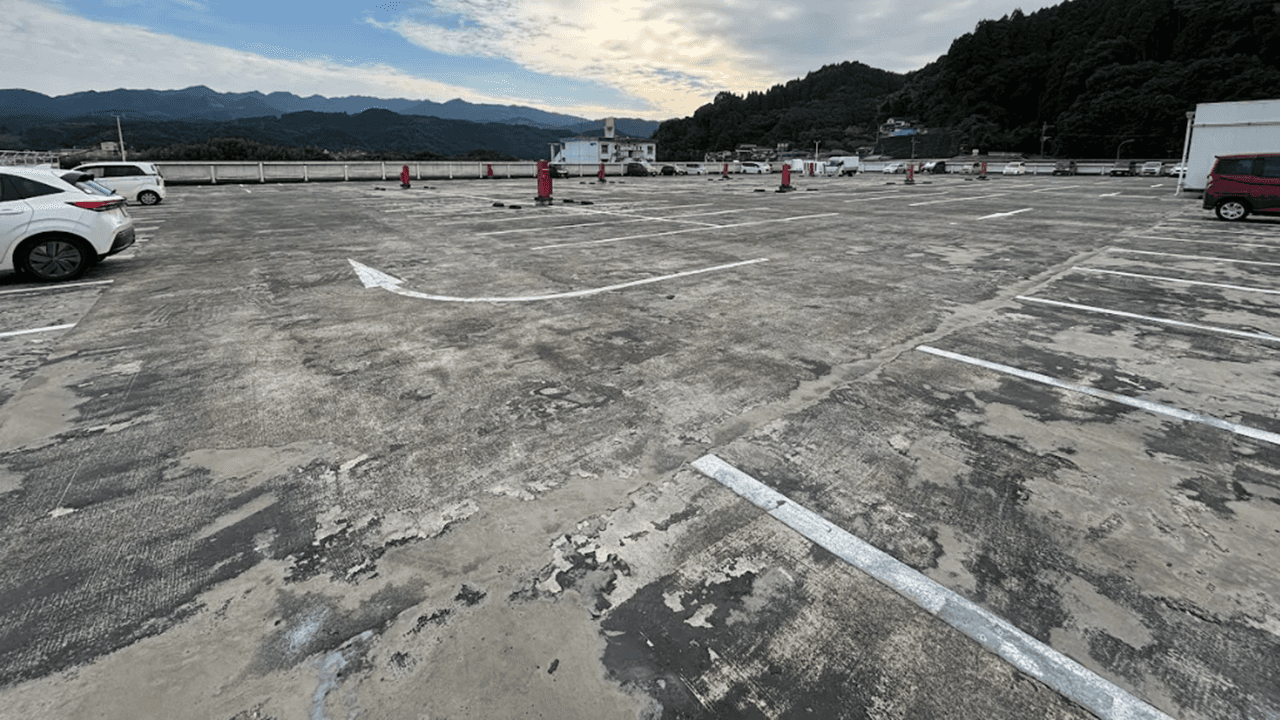 貸出スペース「屋上駐車場全面」