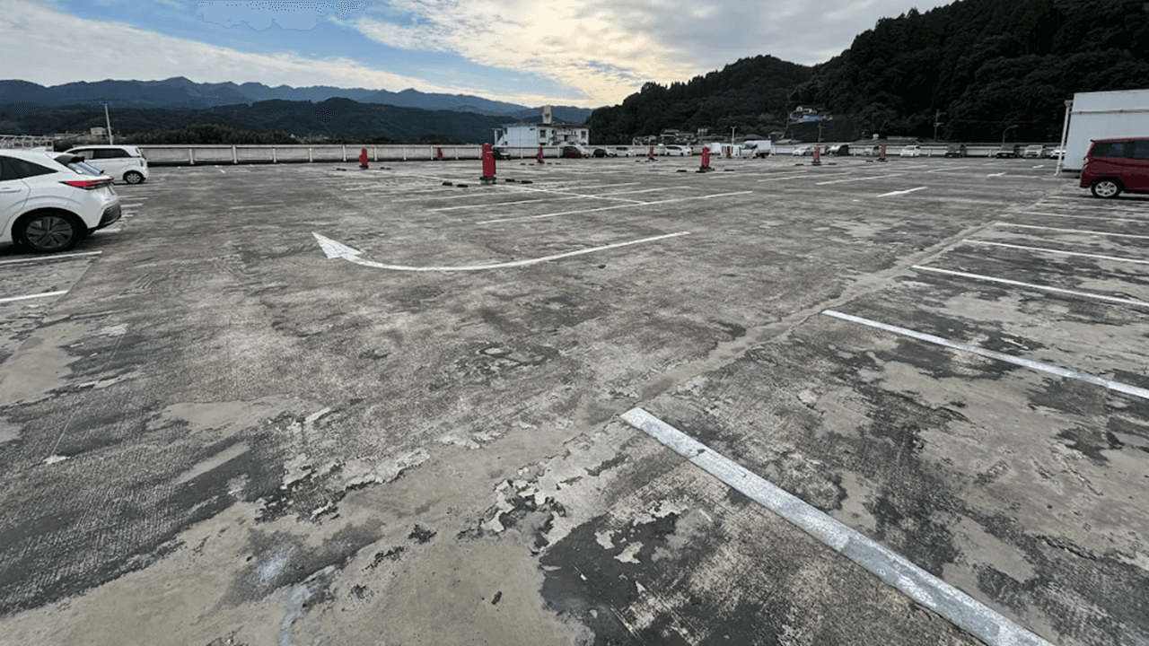 貸出スペース「屋上駐車場全面」